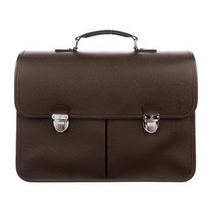LOUIS VUITTON Taïga Anton Briefcase
